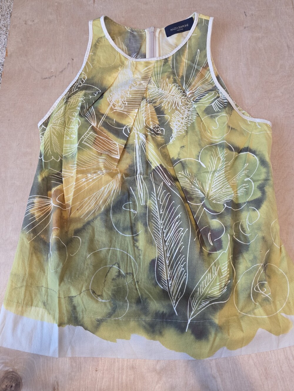 Piazza Sempione Tank Tops Set Of Two - Picture 9 of 16